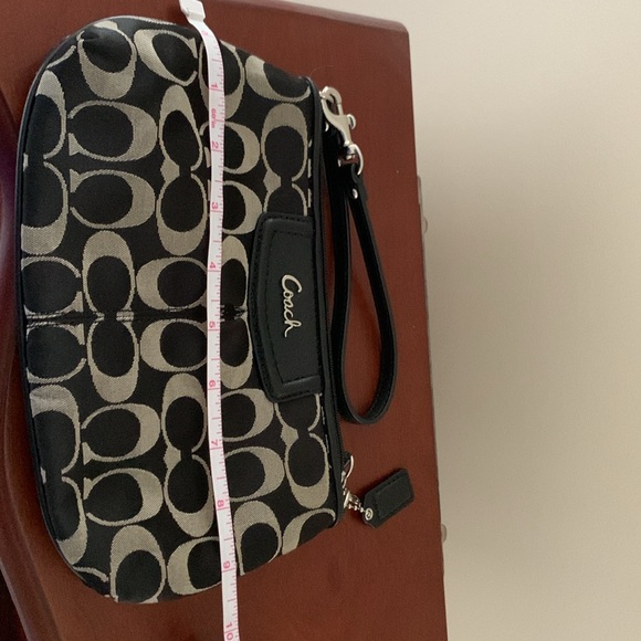 Coach black wristlet - Picture 2 of 4